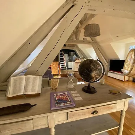 Sous Les Clochers De - Cathedrale *