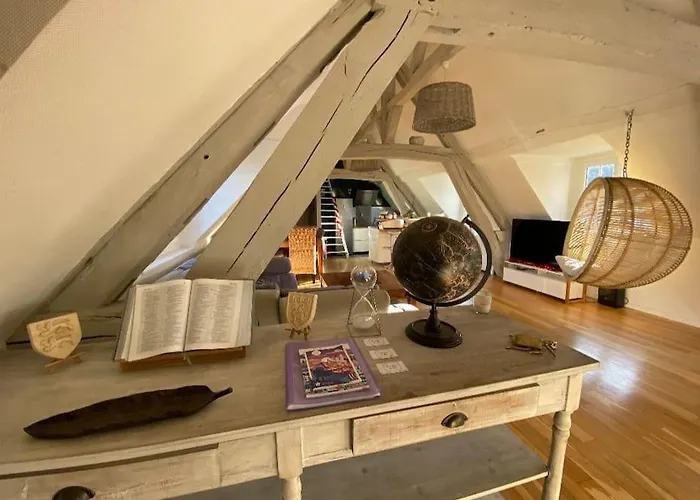 Sous Les Clochers De - Cathedrale *