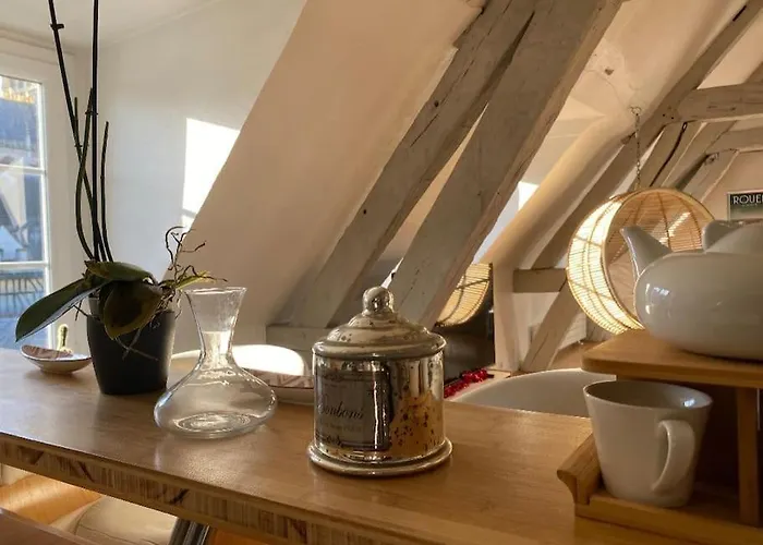 Sous Les Clochers De - Cathedrale